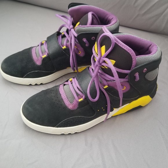 Adidas - Picture 1 of 6